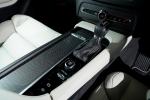 Volvo XC90 D5 R-Design 2015 года (JP)